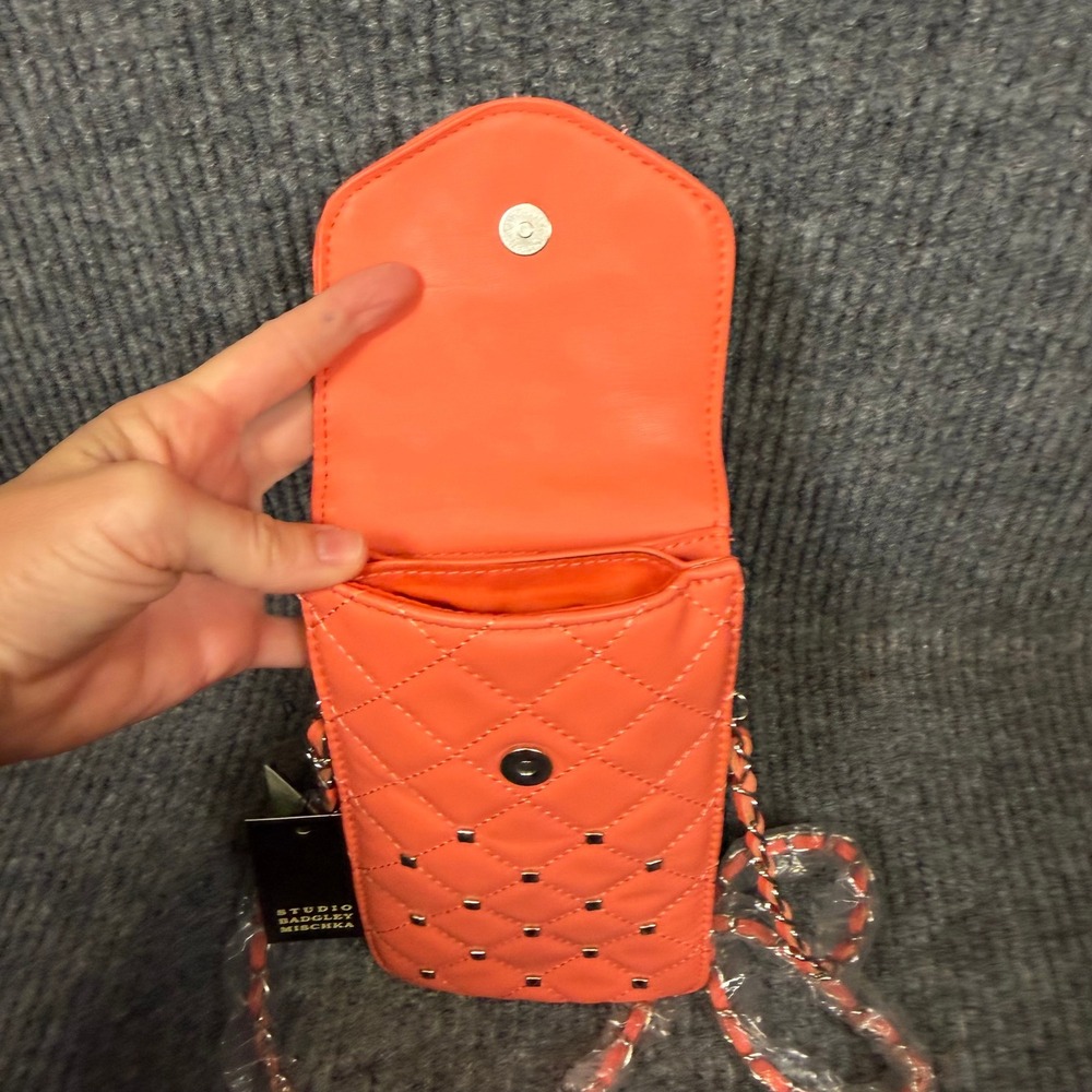 NWT Studio Badgley Mischka Phone Crossbody Bag Pink Quilted Stud Travel Festival - Picture 7 of 12